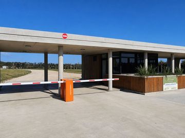 VENTA LOTE EN BARRIO PRIVADO LA CERCANIA