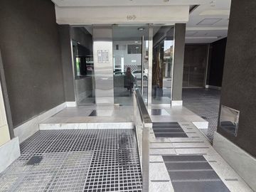 VENTA MONOAMBIENTE BALCON CONTRAFRENTE  FLORESTA