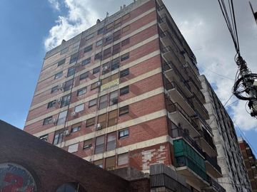 Monoambiente 7° piso apto crédito Liniers