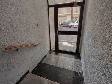 DEPTO EN VENTA 2 AMB BALVANERA PATIO CUB PARRILLA