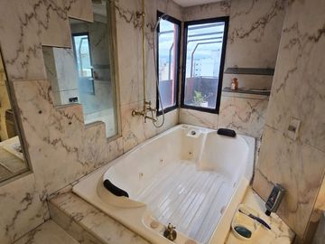 VENTA DEPTO 2 AMBI BALCON TERRAZA COCHERA RAMOS
