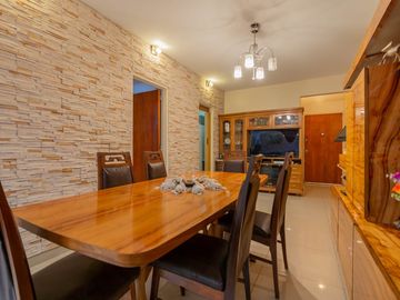 DEPTO TIPO PH EN PB VENTA 2 AMB V GRAL MITRE PATIO