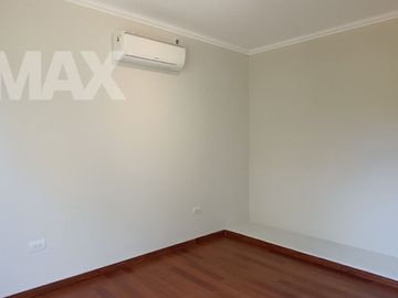 Venta casa 4 amb. c/pileta lote 1500 m²