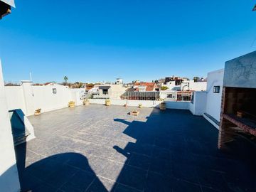 VENTA PH 5 ambientes TERRAZA y BALCÓN Monte Castro