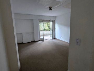 DEPARTAMENTO VENTA CHACARITA 3 AMB- DEPEN Y PATIOS