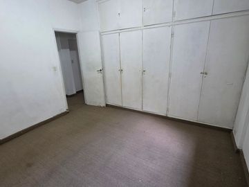 DEPARTAMENTO VENTA CHACARITA 3 AMB- DEPEN Y PATIOS