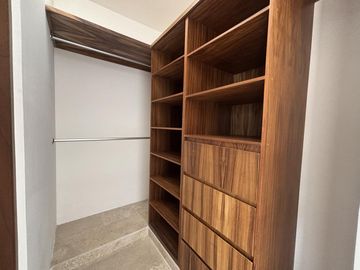 PUNTA TIBURON, Casa en VENTA de 3 recamaras y estudio