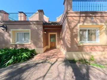 CASA-5 AMBIENTES-VENTA-Bo Co LA CHACRA-VICTORIA