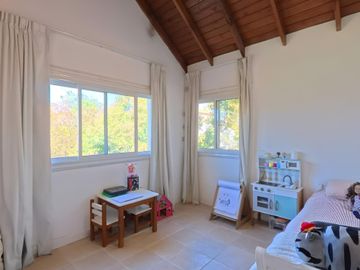 CASA-5 AMBIENTES-VENTA-Bo Co LA CHACRA-VICTORIA