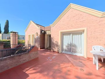 CASA-5 AMBIENTES-VENTA-Bo Co LA CHACRA-VICTORIA
