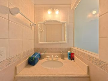 CASA-5 AMBIENTES-VENTA-Bo Co LA CHACRA-VICTORIA