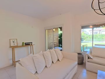 CASA-5 AMBIENTES-VENTA-Bo Co LA CHACRA-VICTORIA