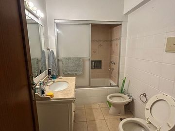 SEMIPISO 3 A. C/E-DOS COCHERAS-UBICACION EXCELENTE