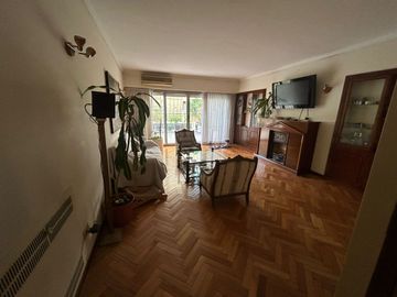 SEMIPISO 3 A. C/E-DOS COCHERAS-UBICACION EXCELENTE