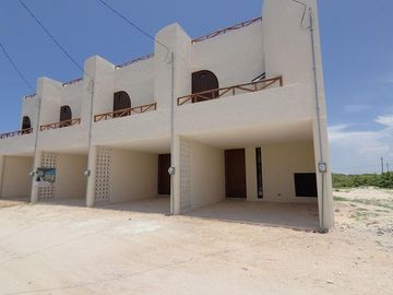 VILLAS EN VENTA KAVANNA A 350 MTS DE LAS PLAYAS DE CHICXULUB PUERTO,.