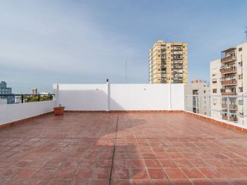 VENTA 3 AMB BALCON Y TERRAZA PROPIA CIUDADELA