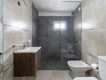 VENTA 3 AMB BALCON Y TERRAZA PROPIA CIUDADELA