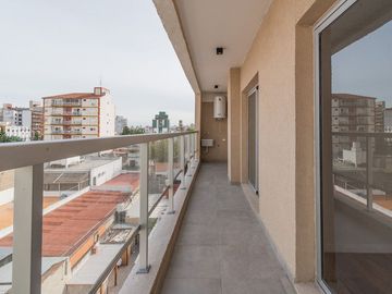 VENTA 3 AMB BALCON Y TERRAZA PROPIA CIUDADELA