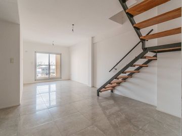 VENTA 3 AMB BALCON Y TERRAZA PROPIA CIUDADELA