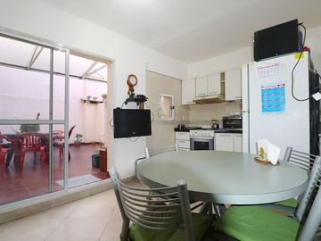 VENTA PH DUPLEX 3 AMB VILLA URQUIZA COCHERA PATIO