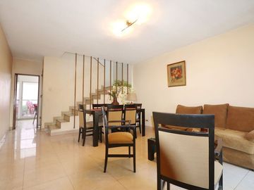 VENTA PH DUPLEX 3 AMB VILLA URQUIZA COCHERA PATIO