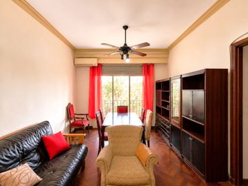 Venta depto 3 ambientes con dependencia Flores