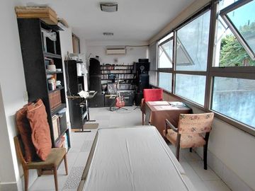 Barracas Venta 2 ambientes Balcon terraza Cochera