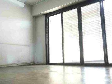 Casa PH en VENTA Avellaneda 3 ambientes