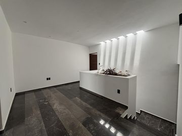PUNTA TIBURON, Casa en VENTA con sala de TV y 3 recamaras