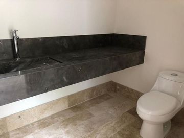 CASA EN VENTA FRACC CAROLCO CARRETERA NACIONAL MTY NL