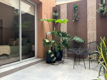 VENTA DPTO 2 AMBIENTES CON PATIO EN BELGRANO C