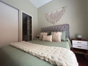 VENTA DPTO 2 AMBIENTES CON PATIO EN BELGRANO C