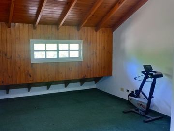 Ph Triplex 4 amb en venta en Olivos c/coch y patio