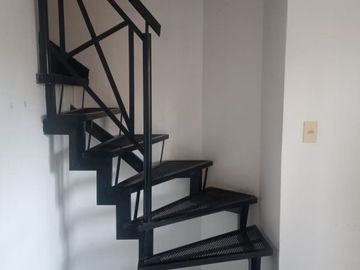 Ph Triplex 4 amb en venta en Olivos c/coch y patio
