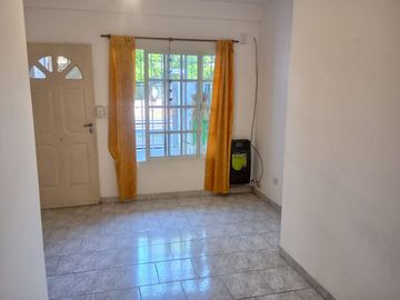 Ph Triplex 4 amb en venta en Olivos c/coch y patio