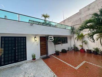 Casa en Supermanzana 4 Centro