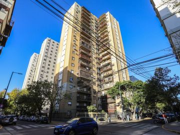 VENTA DEPTO 3 AMBIENTES CON COCHERA MONTE CASTRO