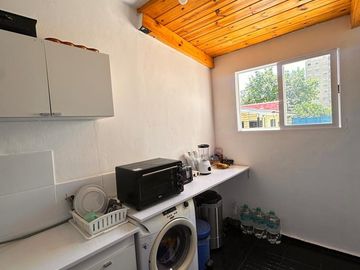 VENTA PH 3 AMBIENTES FLORES CON TERRAZA-Apto cred