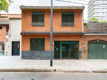 VENTA PH DE 4 AMBIENTES C/GARAGE  EN VILLA URQUIZA