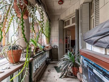 VENTA DEPARTAMENTO 5 AMBIENTES AV. ENTRE RÍOS 900
