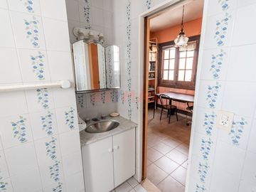 VENTA DEPARTAMENTO 5 AMBIENTES AV. ENTRE RÍOS 900