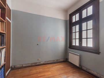 VENTA DEPARTAMENTO 5 AMBIENTES AV. ENTRE RÍOS 900