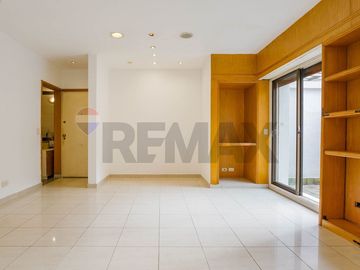 VENTA 1 AMBIENTE CON PATIO . BOEDO . 45 M2