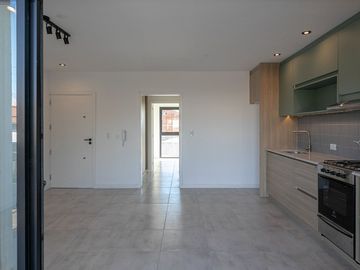 VENTA PH 2 AMB CON TERRAZA Y PARRILLA SAN JOSE