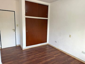 VENTA PH 3 AMB. FLORES BALCÓN TERRAZA REFACCIONADO