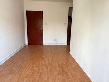 VENTA PH 3 AMB. FLORES BALCÓN TERRAZA REFACCIONADO