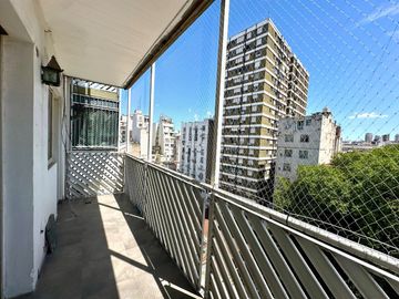 Departamento 4 Ambientes Luminoso Balcon