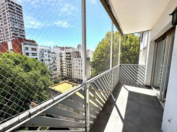 Departamento 4 Ambientes Luminoso Balcon