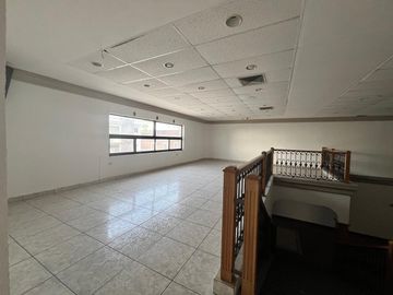 Edificio Comercial en Venta Zona Centro CUU