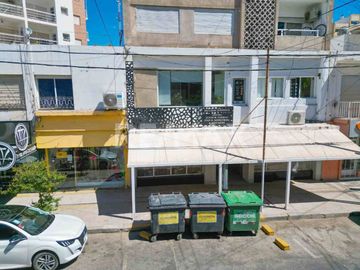 VENTA 4 LOCALES COMERCIALES GALERIA EDIFICIO ROCA